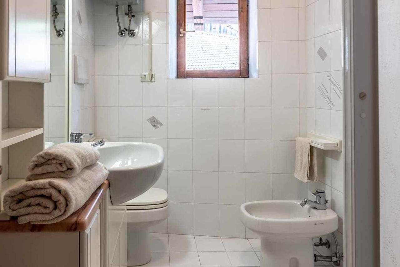 Dimora Al Portico Cloz Ospitar Apartman Kültér fotó